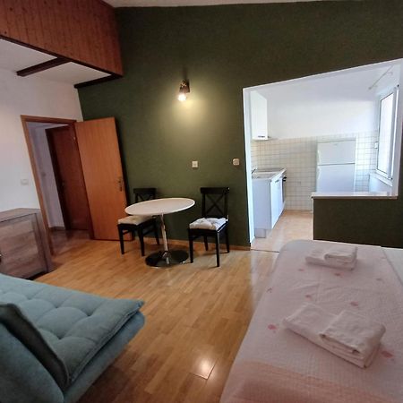 Apartmani Miki Podgora Bagian luar foto