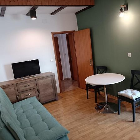 Apartmani Miki Podgora Bagian luar foto