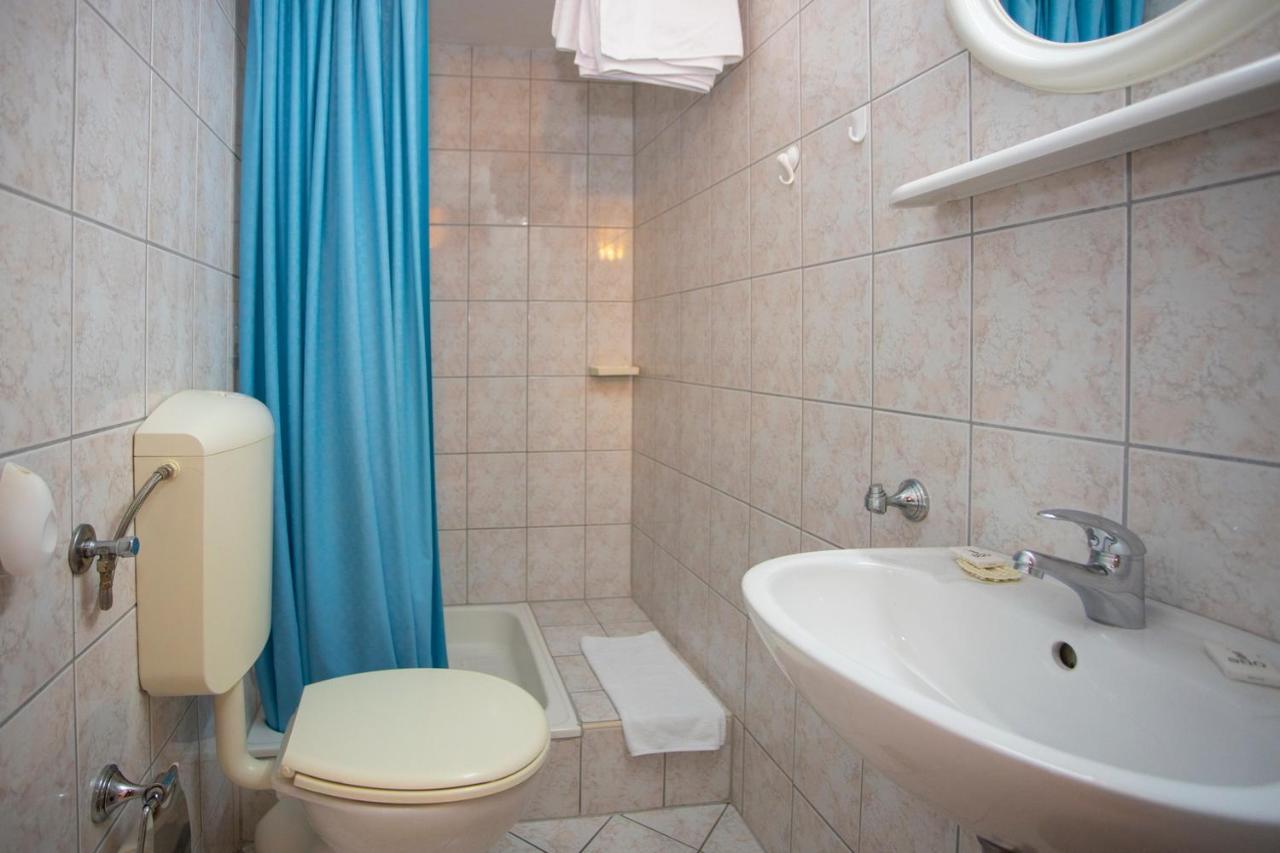 Apartmani Miki Podgora Bagian luar foto