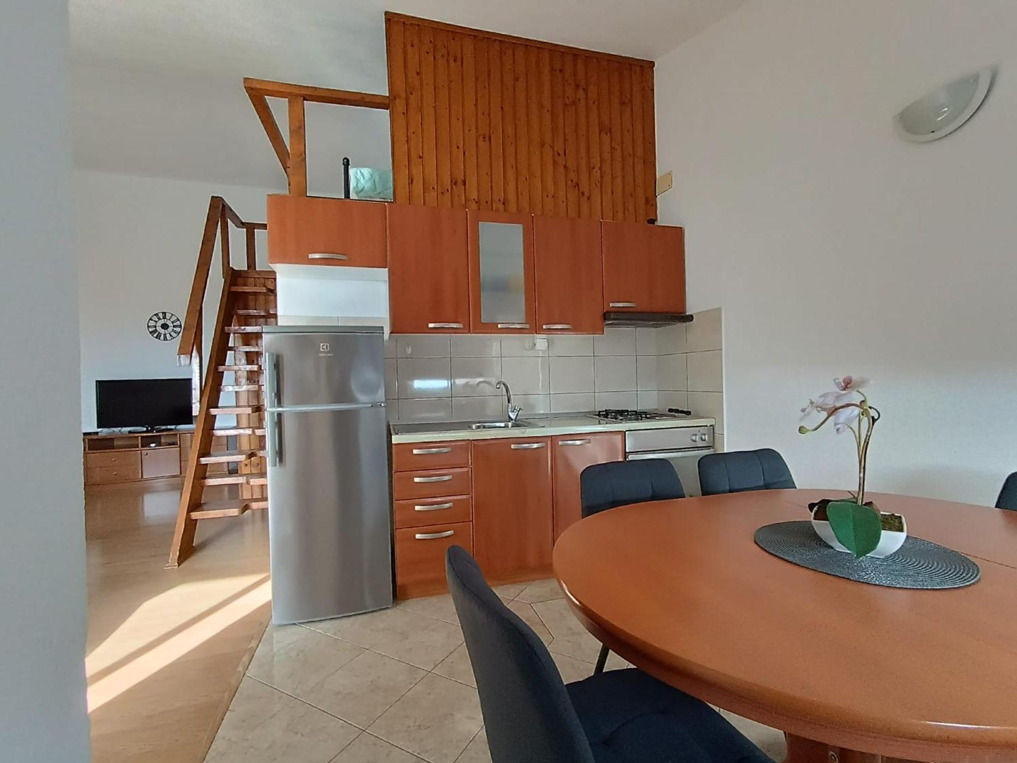 Apartmani Miki Podgora Bagian luar foto