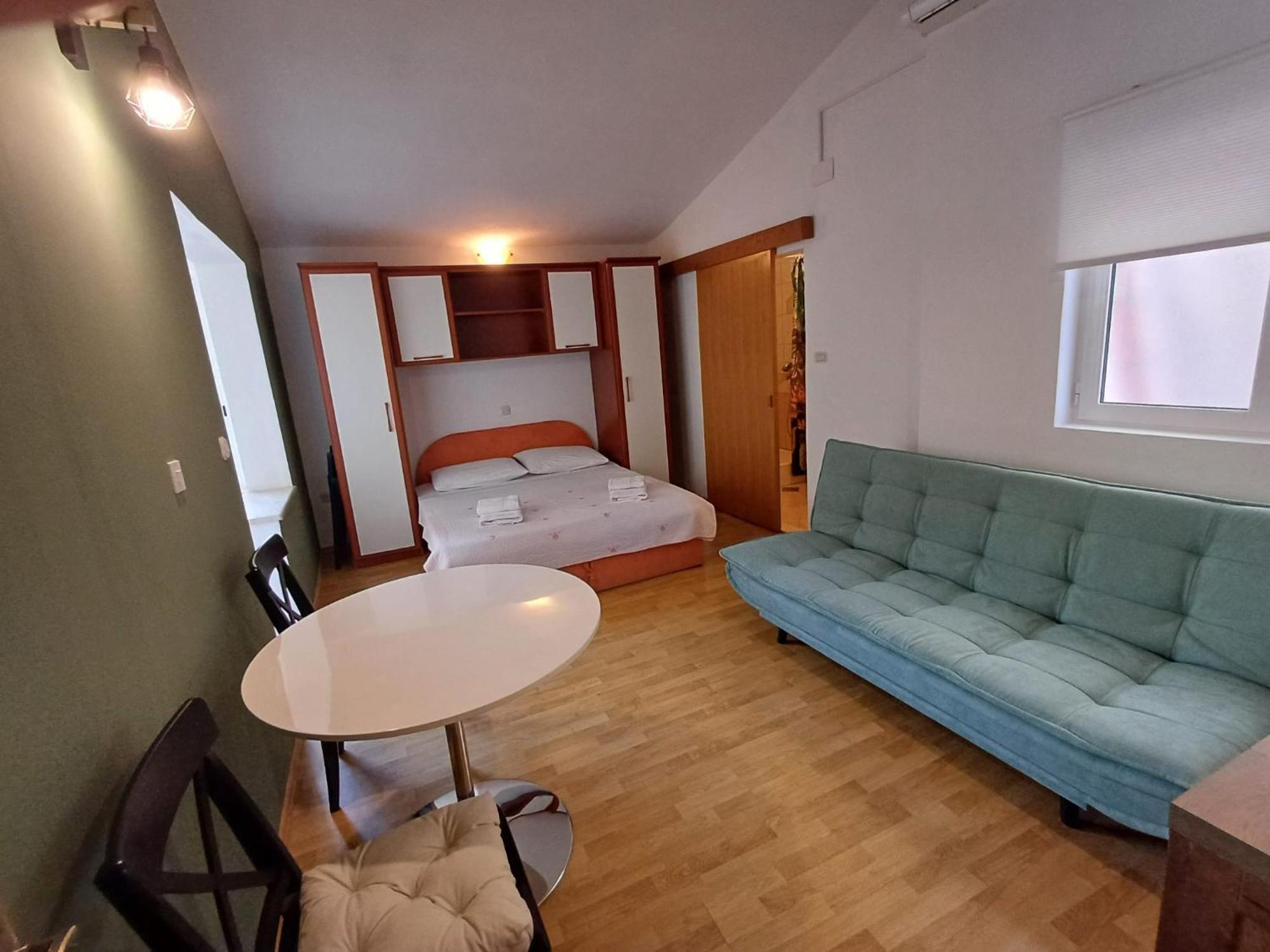 Apartmani Miki Podgora Bagian luar foto
