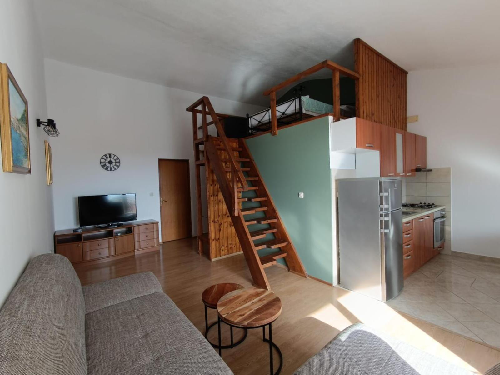 Apartmani Miki Podgora Bagian luar foto